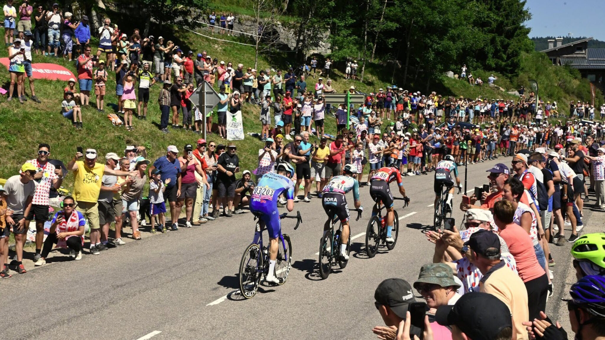 Cyclistes dans les Vosges Saônoises